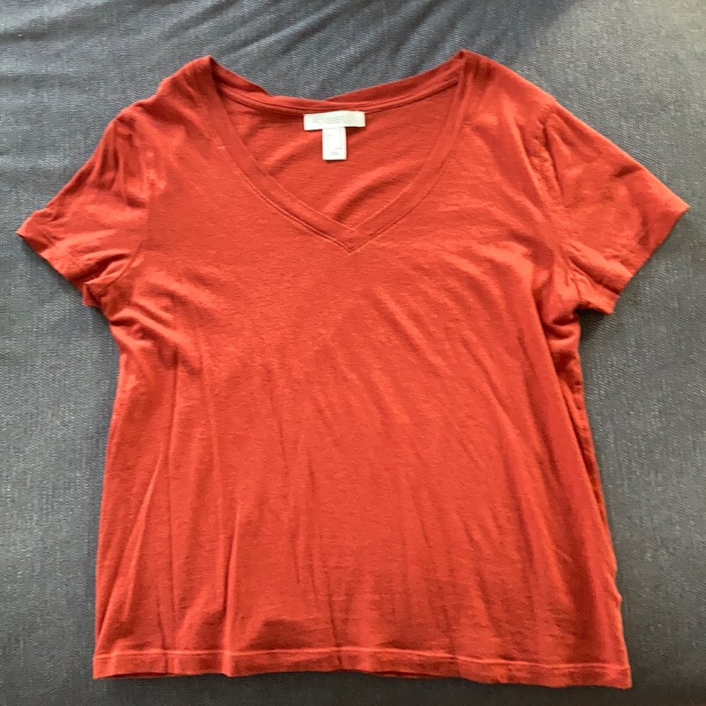 Forever 21 red/burnt orange v-neck tee